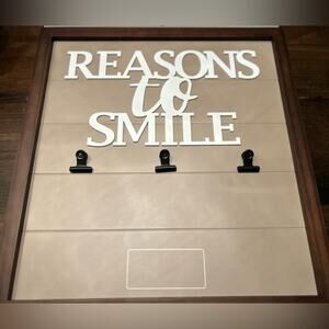 ⭐️Things Remembered Reasons to Smile Decorative Sign In Box Clip Framed Memories